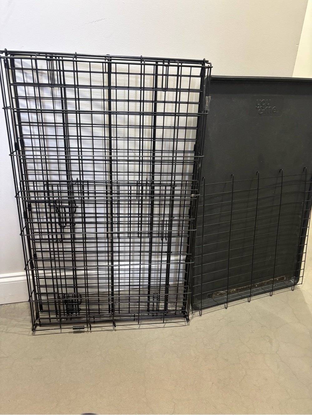 Black Metal Wire Pet Crate Panels with Plastic Tray